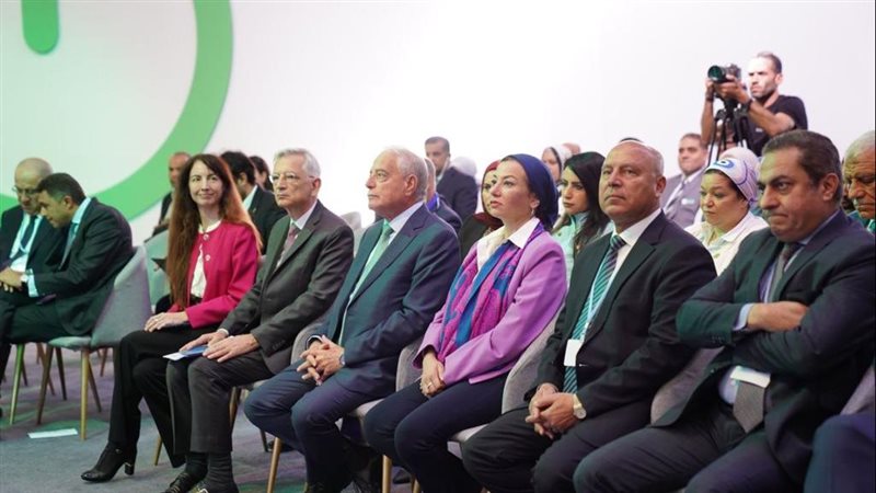 وزيرة البيئة 