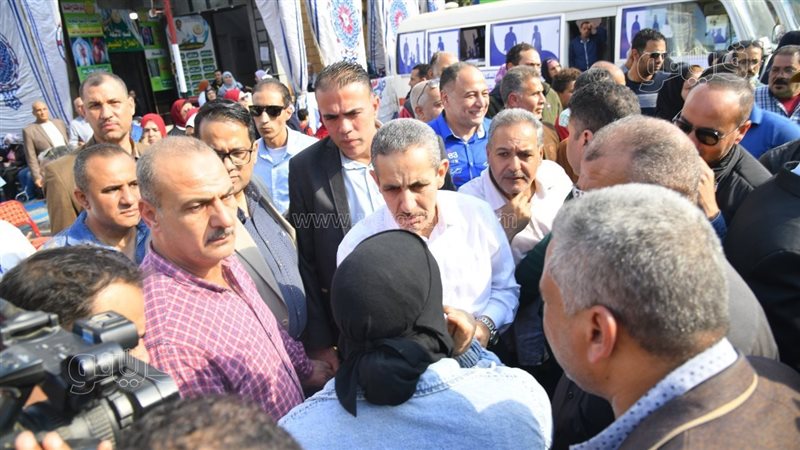 محافظ الغربية خلال