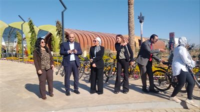 وزيرة البيئة تسلم الفائزين بمسابقة 