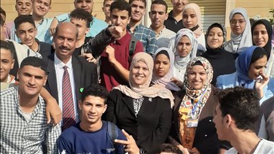 طلاب كلية التمريض بجامعة الإسماعيلية الجديدة الأهلية ينتظمون بالدراسة| صور