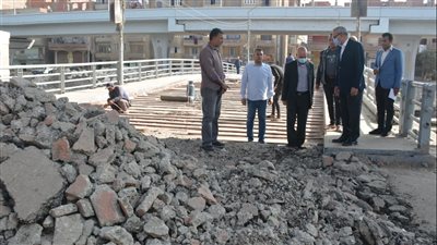 محافظ القليوبية يتفقد أعمال تطوير وترميم كوبري أسنيت بكفر شكر 