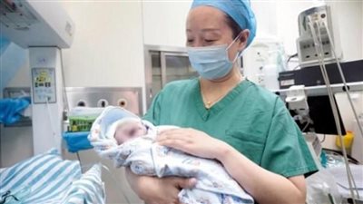 صينية تنجب بعد 26 حالة إجهاض