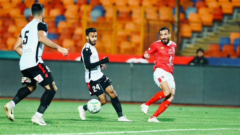 مباراة الأهلي وطلائع