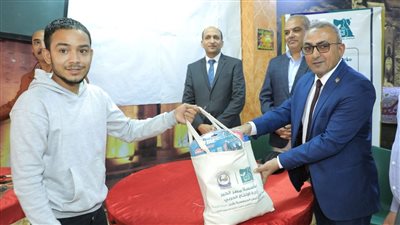 الإنتاج الحربي ومصر الخير تنظمان احتفالية لتوزيع معدات على شباب الفنيين بالمنيا 