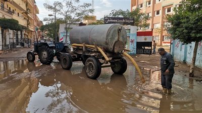 رفع مياه بـ 3 مدن وعدة قرى لتعرضهم لسقوط أمطار.. والمحافظ يرفع حالة الطوارئ
