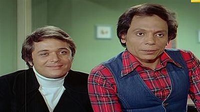 مبارك تدخل لفض النزاع.. قصة الصراع بين الزعيم عادل أمام والساحر محمود عبد العزيز 