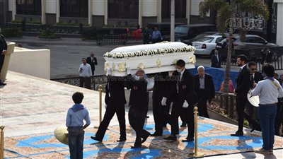  وصول جثمان رؤوف غبور إلى كاتدرائية العباسية | فيديو وصور 