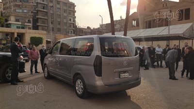 تشييع جثمان رؤوف غبور من الكاتدرائية المرقسية بالعباسية | صور 