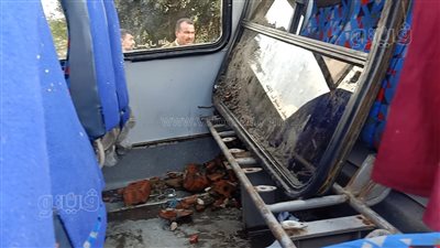 انهيار أسر ضحايا حادث أتوبيس أجا في الدقهلية أثناء تسلم الجثامين