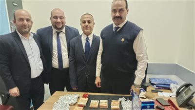 ضبط 68 ألف يورو داخل منظفات وحشيش بحوزة راكبين بمطار القاهرة