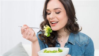 فوائد الخس.. يعالج اضطرابات الجهاز الهضمي ويخلصك من الوزن الزائد