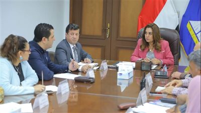 محافظ دمياط تتابع سير العمل بمنظومة المتغيرات المكانية 