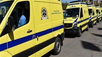 إصابة مواطن في تصادم سيارتين بشارع البحر الأعظم بالجيزة | صور