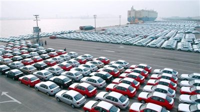 الجمارك: السيارات المستوردة للمصريين بالخارج للاستعمال الشخصي فقط.. والمالك الأول لا يتقيد بسنة الصنع