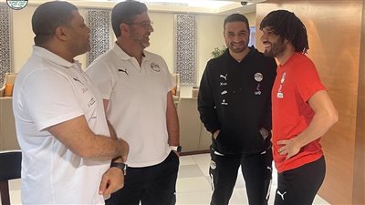 النني وكوكا ينضمان لمعسكر منتخب مصر في الكويت| صور