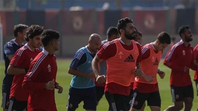 مدافع الأهلي مرشح بقوة للرحيل في يناير المقبل 