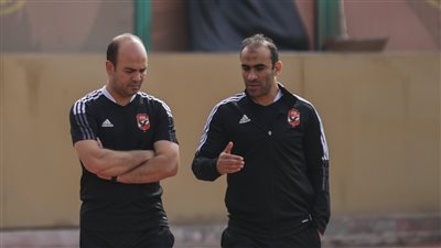 عبد الحفيظ يطمئن على حالة المصابين بالأهلي