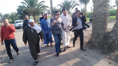 رئيس مدينة إهناسيا ببني سويف يبحث شكاوي 