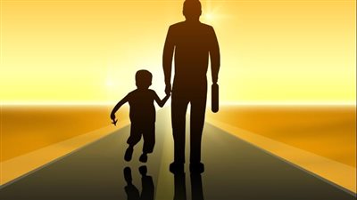 تفسير رؤية العم في المنام وعلاقته بالخير والرزق الواسع ومساعدة المحتاجين 