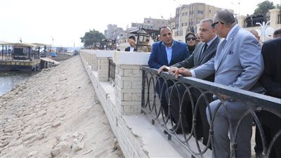 محافظ سوهاج يفتتح ممشى كورنيش النيل بمدينة المراغة | صور