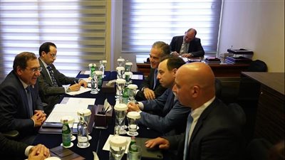 وزير البترول يعقد مباحثات مع وفد من شركة جنرال إليكتريك العالمية