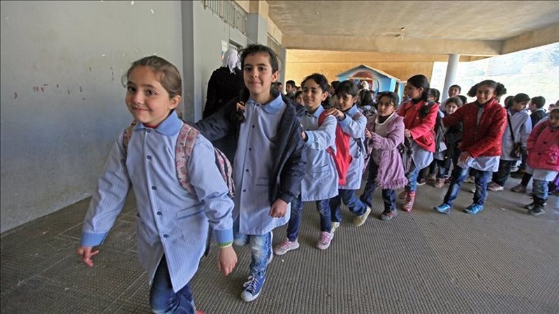 طلاب المدارس 