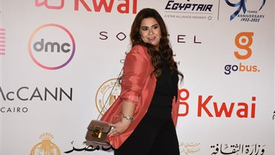 تألق أحمد مجدي وهاجر الشرنوبي على السجادة الحمراء من مهرجان القاهرة السينمائي