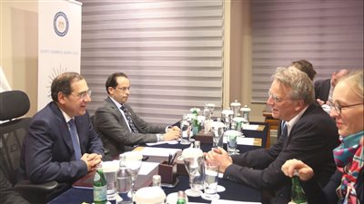 طارق الملا يبحث مع نائب وزير الشئون الاقتصادية الألماني لبحث التعاون 