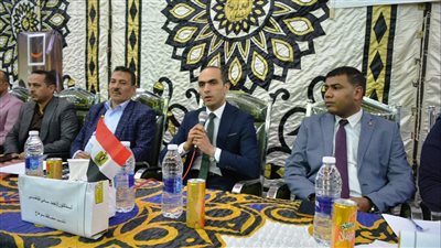 نائب محافظ سوهاج يعقد لقاء بشطورة للاستماع لمقترحات مبادرة حياة كريمة 