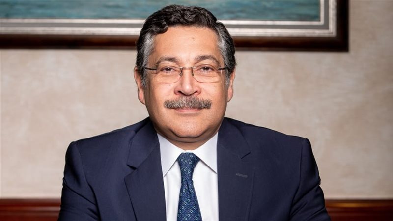 حسن غانم رئيس مجلس