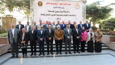 وزير التعليم العالي يستعرض خطة إنشاء الجامعات الأهلية الجديدة