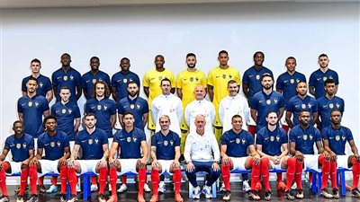حامل اللقب.. منتخب فرنسا يكشف عن الصورة الرسمية لكأس العالم 