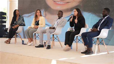  جلسة نقاشية حول التحديات في مواجهة التغيرات المناخية بإفريقيا بقمة COP 27 | صور