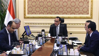 رئيس الوزراء يتابع عددًا من ملفات عمل هيئة الشراء الموحد
