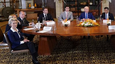 الوضع يتطور بسرعة.. بايدن يعقد اجتماعًا طارئًا مع زعماء العالم حول انفجارات بولندا