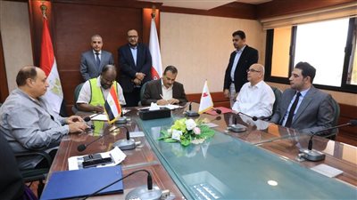 محافظ سوهاج يشهد توقيع 3 بروتوكولات لتنفيذ مشروعات ووصلات مياه الشرب والصرف 