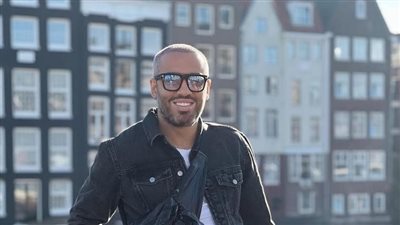 رامي جمال يظهر بـ لوك جديد.. والجمهور: سلطان الأحزان | صور