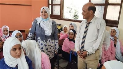جولة تفقدية لوكيل تعليم الجيزة في مدارس أطفيح 