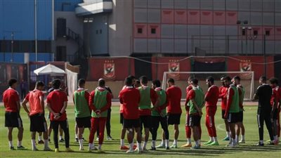 جدية وتركيز في مران الأهلي استعدادا للمقاولون | صور