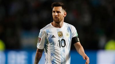 جمال موسيالا: مقارنتي بـ ميسي 