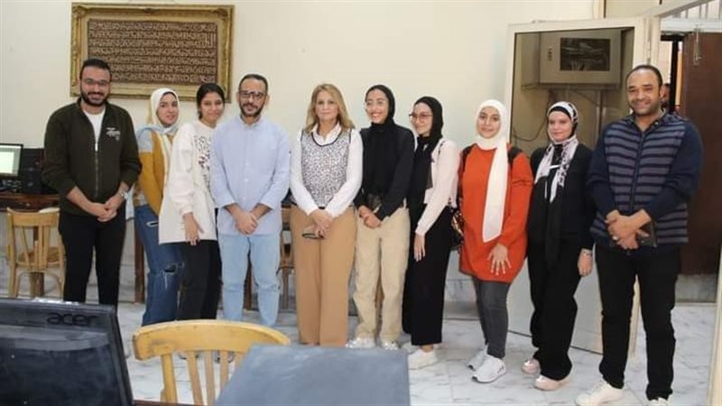 اداب عين شمس 