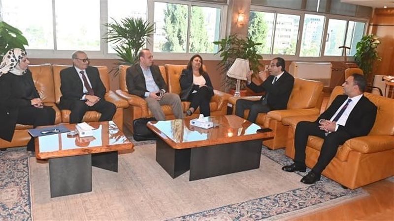 وفد الجامعة الامريكية