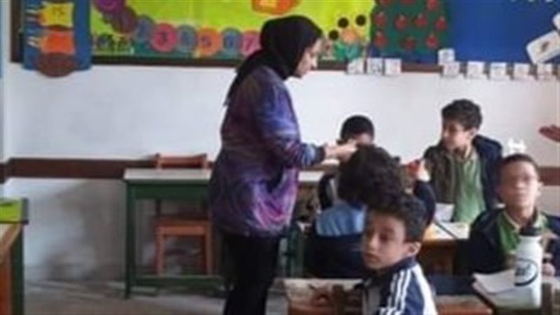 حملات توعية بمدارس