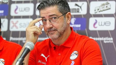 غدا.. فيتوريا يعقد مؤتمرا صحفيا بالكويت للحديث عن مواجهة بلجيكا 