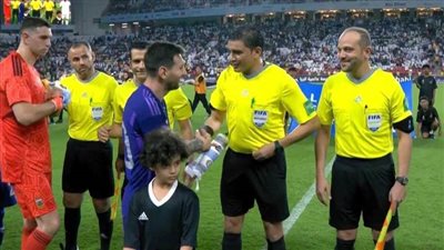  إبراهيم نور الدين يكشف ما فعله مع ميسي خلال مباراة الأرجنتين والإمارات