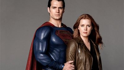 إيمي آدمز: زوجي أخبرني بعودة هنري كافيل لسوبر مان.. وDC لم تتحدث معي | فيديو