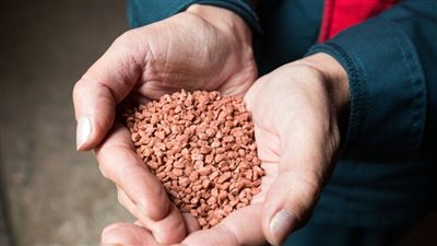 وزيرا الزراعة والبيئة يبحثان الاستفادة من المخلفات في تصنيع الأعلاف والأسمدة 