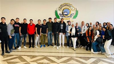 انتظام طلاب كلية طب الأسنان بجامعة الإسماعيلية الأهلية بالدراسة