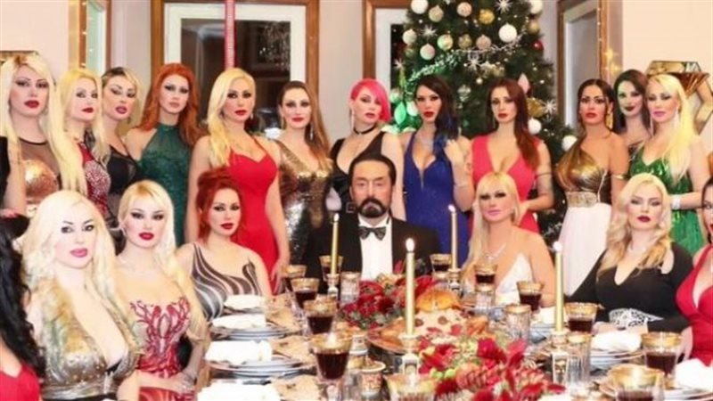 الداعية عدنان أوكتار