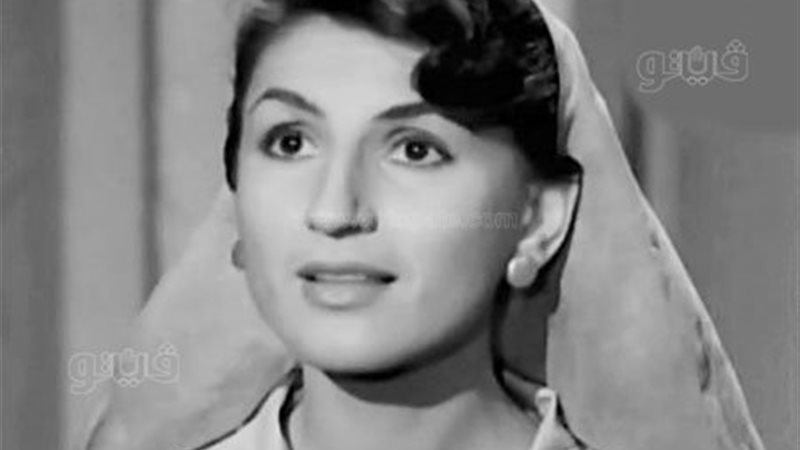 الفنانة نجوى سالم